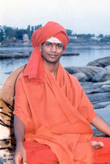 It was 2001, April 14th that was the morning first I tied the turban, after a long time, after My Parivrajaka and realized the Avataric Mission